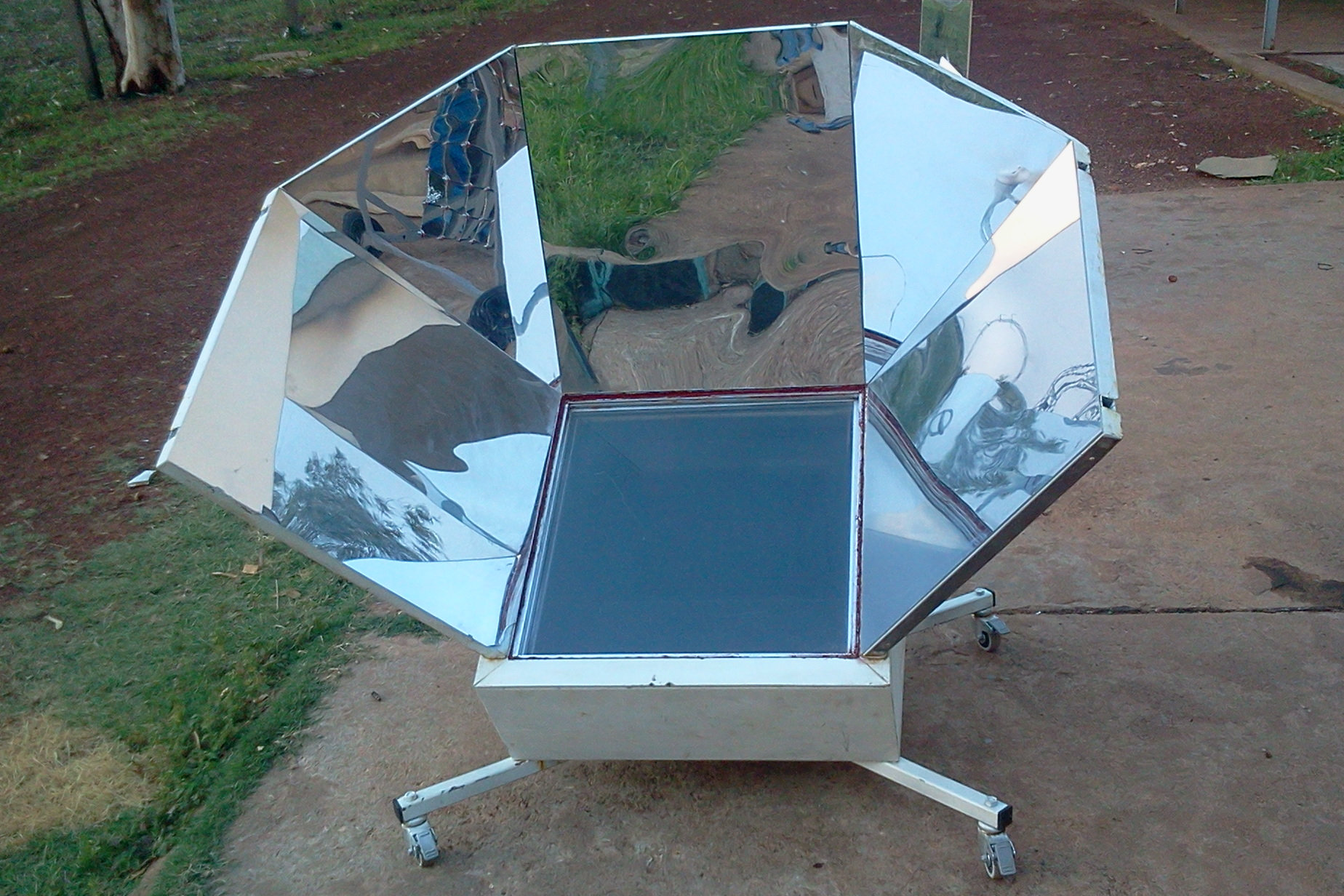 Box Type Solar Water Heater